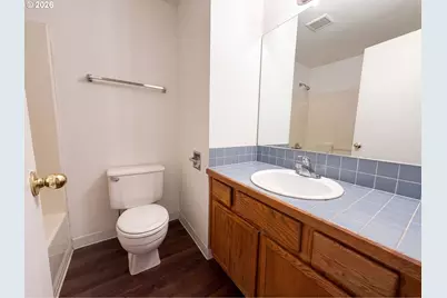 845 SE 8th St, Gresham, OR 97080 - Photo 4