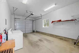 16252 Tolman Ln, Brookings, OR 97415 - Photo 32