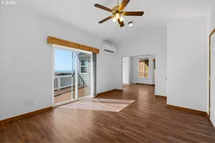 16252 Tolman Ln, Brookings, OR 97415 - Photo 14