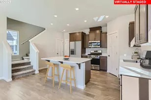 8273 SE Crescent Dr, Hillsboro, OR 97123 - Photo 10