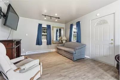 403 Queen Ave, Pe Ell, WA 98572 - Photo 28