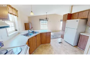 94120 Strahan St, Gold Beach, OR 97444 - Photo 2