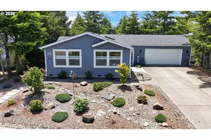 438 Sherwood Loop, Florence, OR 97439 - Photo 2