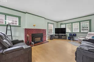 7462 N Dwight Ave, Portland, OR 97203 - Photo 8