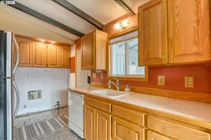 1109 SW 28th St, Pendleton, OR 97801 - Photo 12