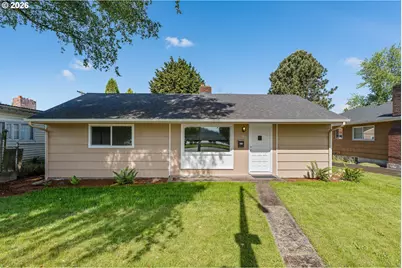 1811 15th Ave, Longview, WA 98632 - Photo 1