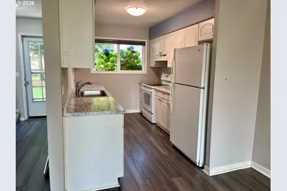 2058 NE Hogan Dr, Gresham, OR 97030 - Photo 14