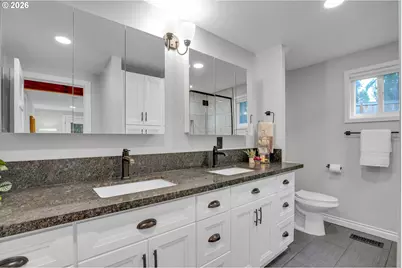 14890 SW Village Ln, Beaverton, OR 97007 - Photo 32