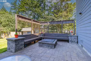 1602 Ash St, North Bend, OR 97459 - Photo 36