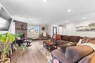 1602 Ash St, North Bend, OR 97459 - Photo 14