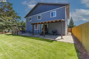 1602 Ash St, North Bend, OR 97459 - Photo 38