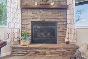 1602 Ash St, North Bend, OR 97459 - Photo 16