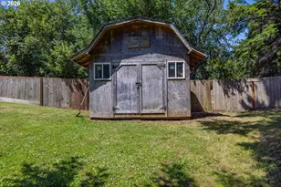 1602 Ash St, North Bend, OR 97459 - Photo 44