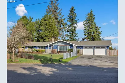 30 W Kensington Ave, Astoria, OR 97103 - Photo 2
