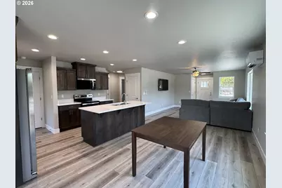 1123 Laura St, Myrtle Creek, OR 97457 - Photo 12