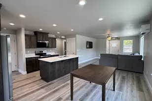 1123 Laura St, Myrtle Creek, OR 97457 - Photo 12