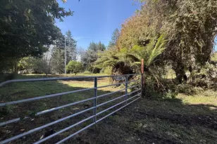 1300 Hampton Rd, Brookings, OR 97415 - Photo 1