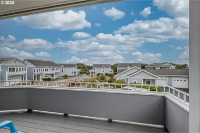 1323 Village Loop, Bandon, OR 97411 - Photo 18