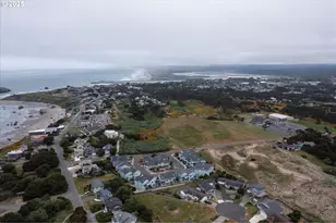 1323 Village Loop, Bandon, OR 97411 - Photo 44