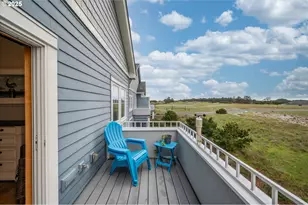 1323 Village Loop, Bandon, OR 97411 - Photo 32