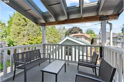 1912 NE 11th Ave, Portland, OR 97212 - Photo 14