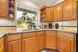 18078 Crest Ct, Oregon City, OR 97045 - Photo 14