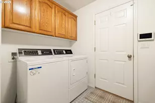 18078 Crest Ct, Oregon City, OR 97045 - Photo 34