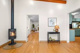 10332 SW Lancaster Rd, Portland, OR 97219 - Photo 16