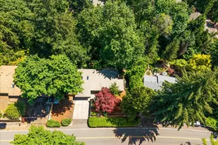 10332 SW Lancaster Rd, Portland, OR 97219 - Photo 48
