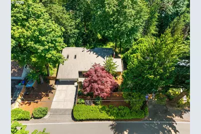 10332 SW Lancaster Rd, Portland, OR 97219 - Photo 46