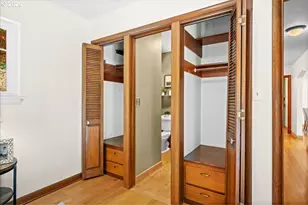 10332 SW Lancaster Rd, Portland, OR 97219 - Photo 24