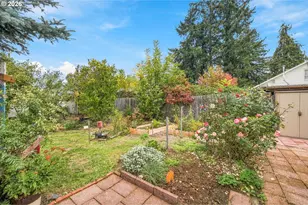 1753 Elkay Dr, Eugene, OR 97404 - Photo 34