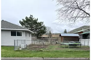 1680 Clark St, Baker City, OR 97814 - Photo 22