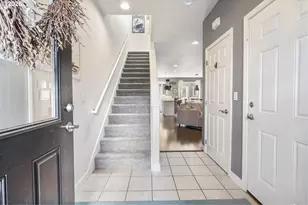 9220 SW Cascara Ln, Tualatin, OR 97062 - Photo 4