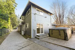 2324 13th St, North Bend, OR 97459 - Photo 34