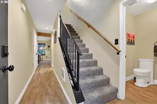 7169 SW Sagert St, Tualatin, OR 97062 - Photo 4