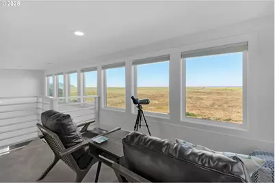 89026 Ocean Dr, Warrenton, OR 97146 - Photo 38
