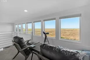 89026 Ocean Dr, Warrenton, OR 97146 - Photo 38