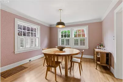 1002 SE 54th Ave, Portland, OR 97215 - Photo 8