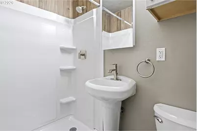 1641 SE Marsters Ave, Roseburg, OR 97470 - Photo 34