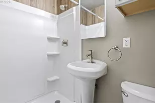 1641 SE Marsters Ave, Roseburg, OR 97470 - Photo 34