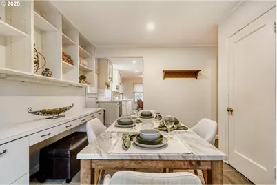 907 NW 44th St, Vancouver, WA 98660 - Photo 8