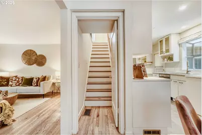 907 NW 44th St, Vancouver, WA 98660 - Photo 4