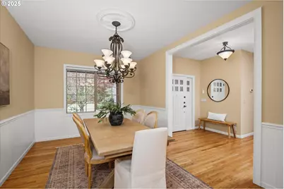 2053 Lakeview Dr, Eugene, OR 97408 - Photo 6