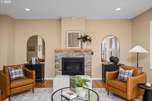 2053 Lakeview Dr, Eugene, OR 97408 - Photo 8