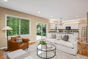 2053 Lakeview Dr, Eugene, OR 97408 - Photo 10