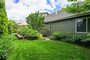 2053 Lakeview Dr, Eugene, OR 97408 - Photo 42