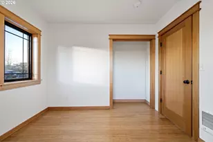 916 G St, Springfield, OR 97477 - Photo 18