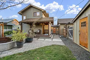 916 G St, Springfield, OR 97477 - Photo 46