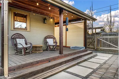 916 G St, Springfield, OR 97477 - Photo 44